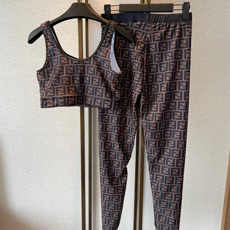 FEND YOGA SET - Image 2