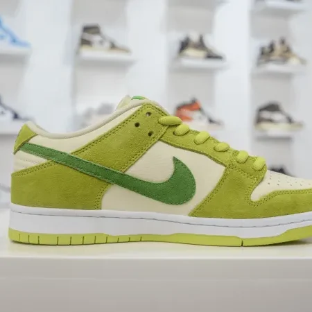 Dunk Low Pro “ Sour Apple" - Image 6