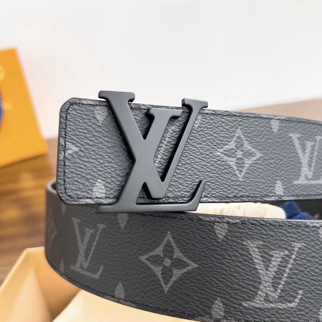 LV Initiales 40MM Reversible Belt Men Top Quality - Image 4