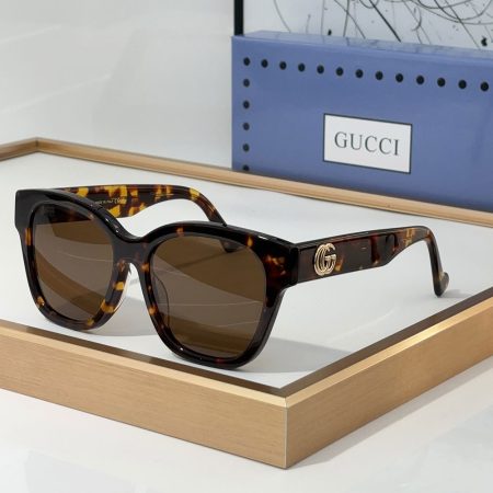 Gucci  Mirror leg Double G Mark sunglasses Top quality - Image 5