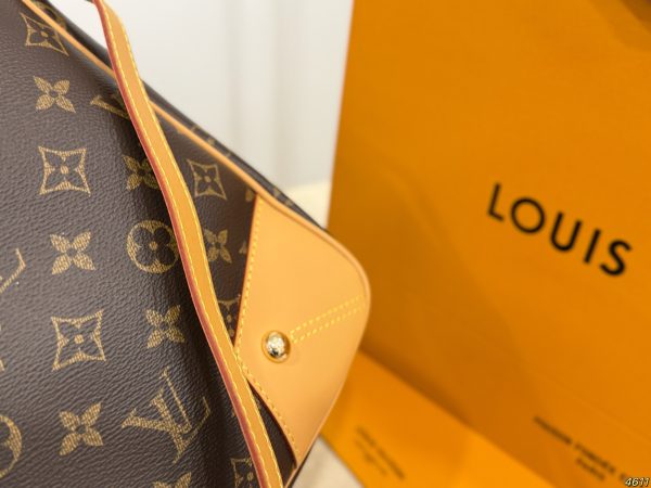 LV Shoulder/Crossbody Bag