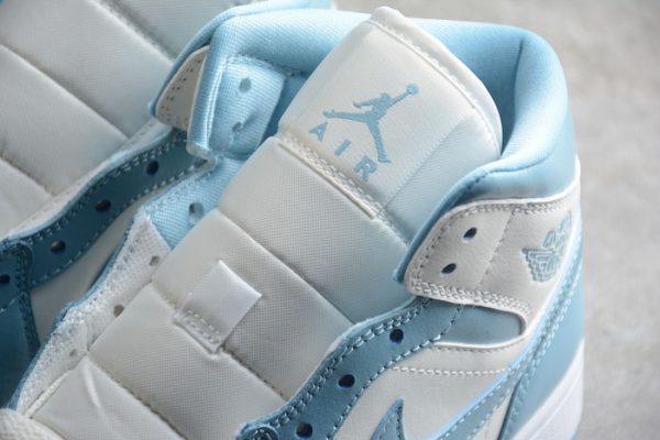 Air Jordan 1 Mid UNC BQ6472-141
