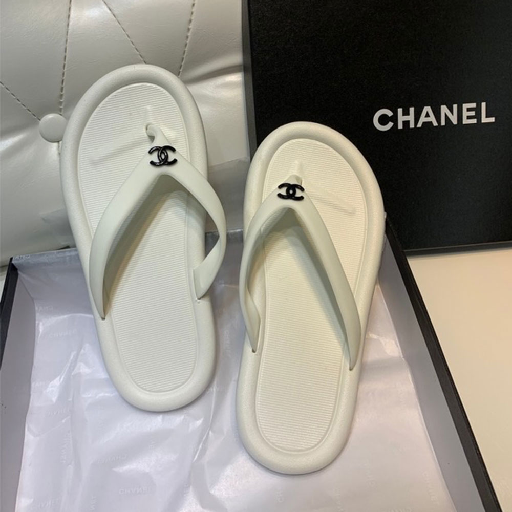 Chanel Beach Flip-flops Slide Sandal - Image 3