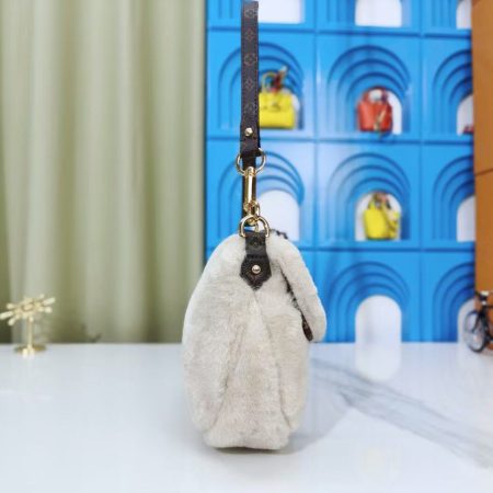 LV Ski edition of the Bella handbag - Image 3