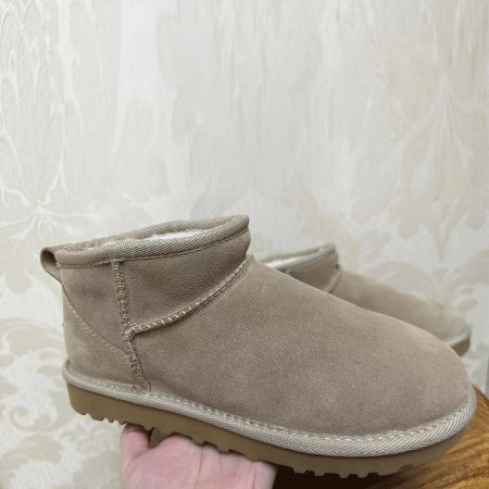 UGG Women's Classic Ultra Mini Boot - Image 6