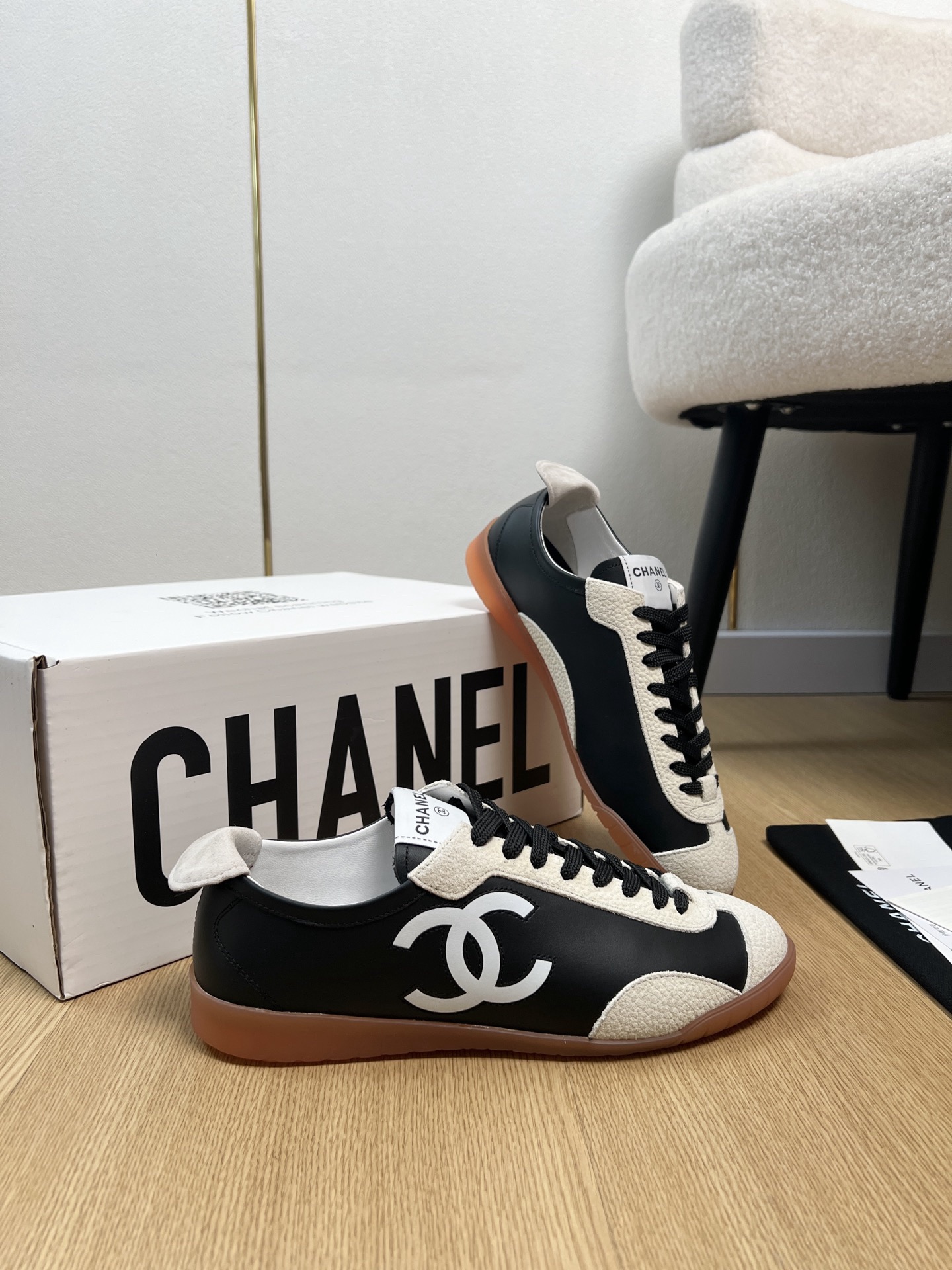 Chanel Calfskin Embossed Suede Womens CC Sneakers - Image 4