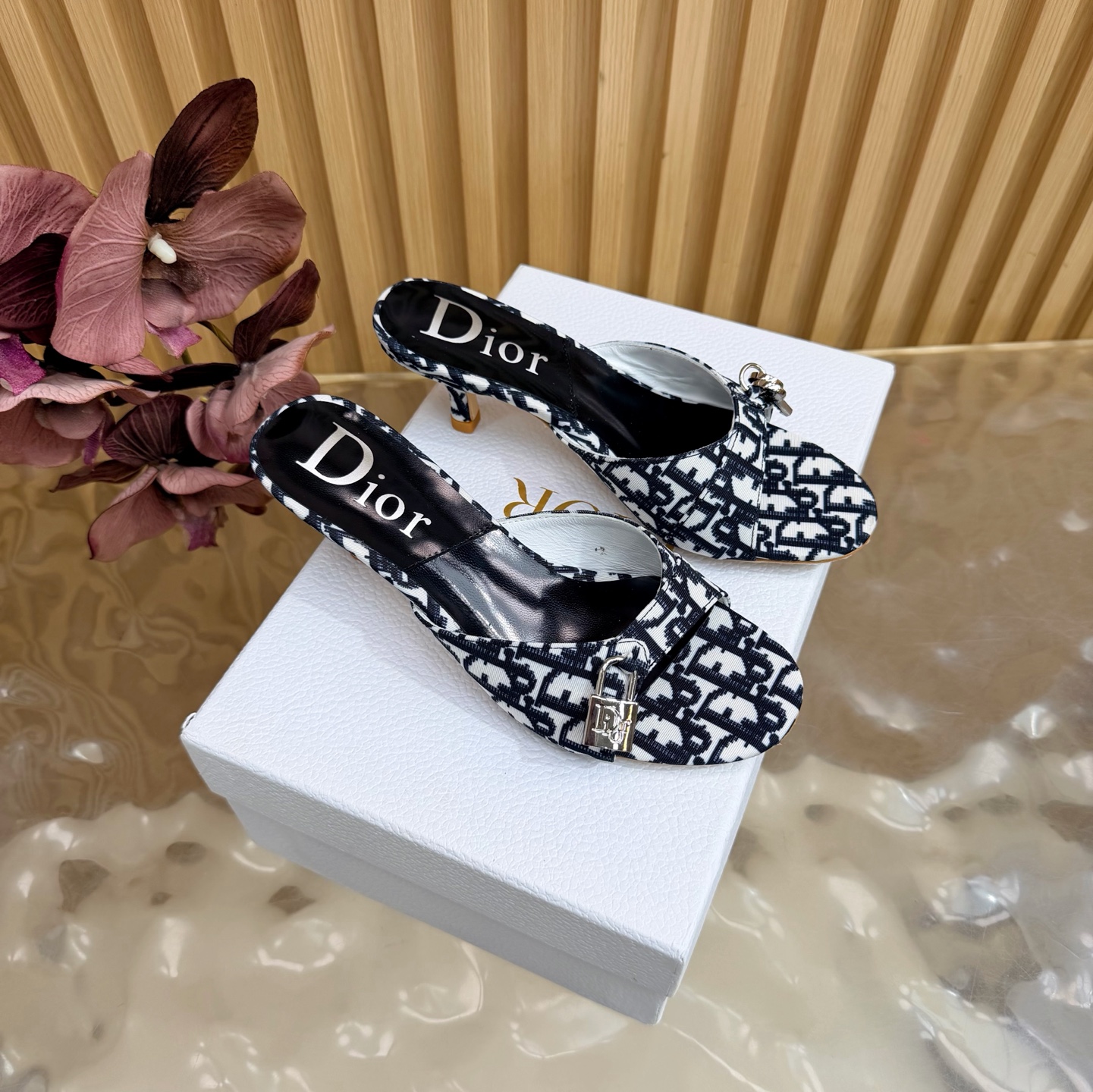 Dior denim lock & key shoes - Image 3