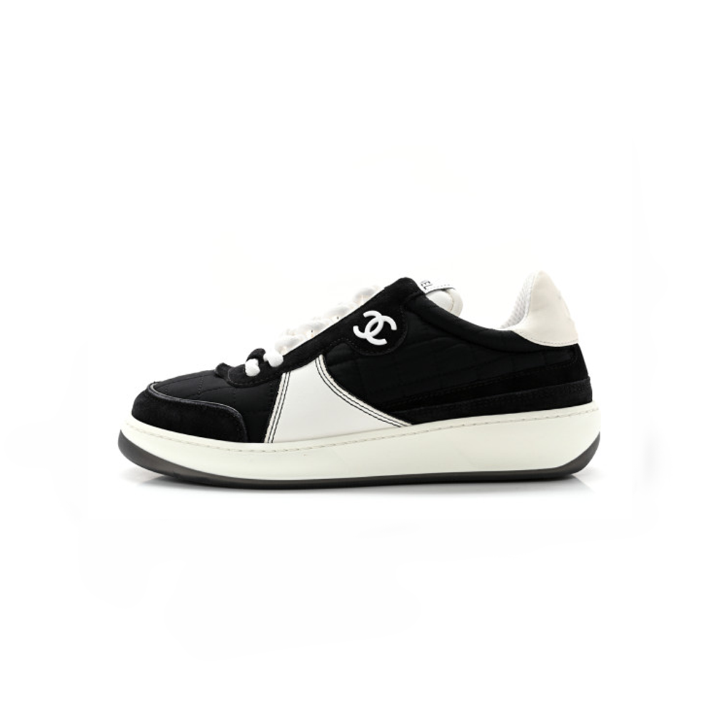 CHANEL Calfskin Suede Crystal Womens CC Sneakers - Image 4