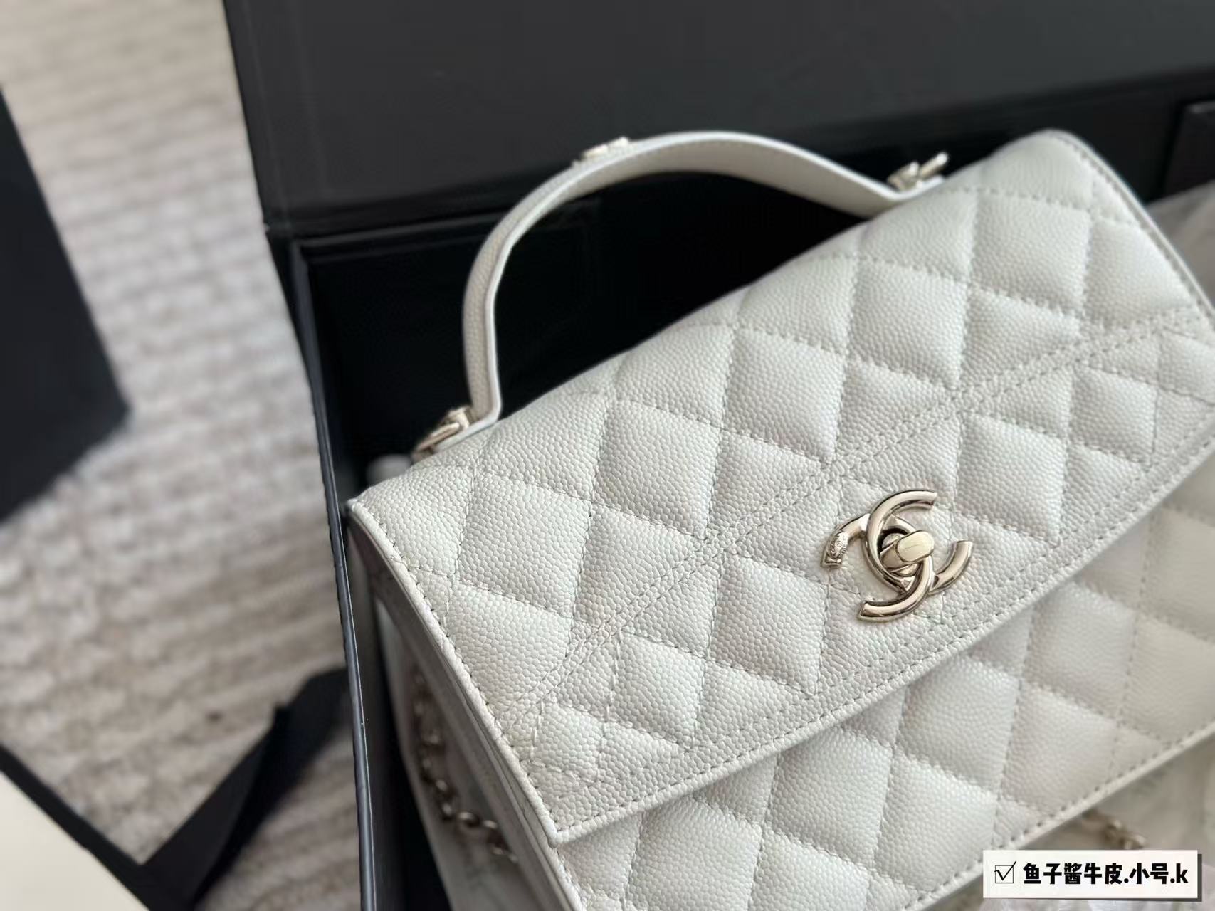 Chanel 25C Clutch with Chain - Image 5