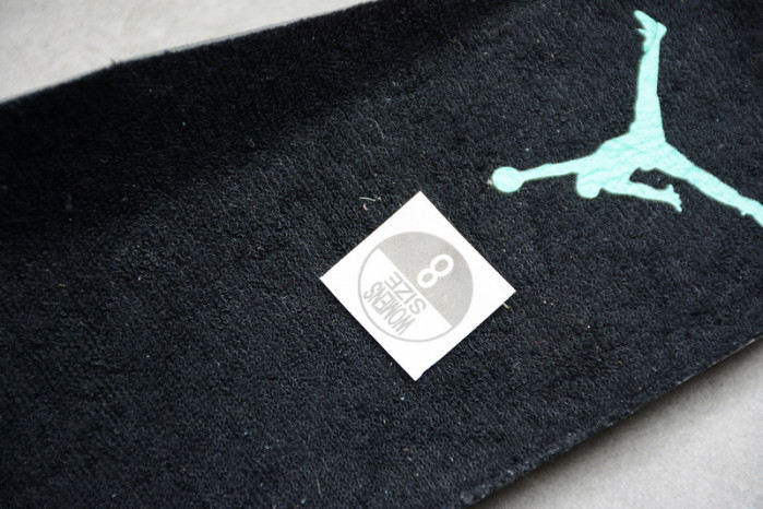 Air Jordan 11 Low Easter 528895-145 - Image 13