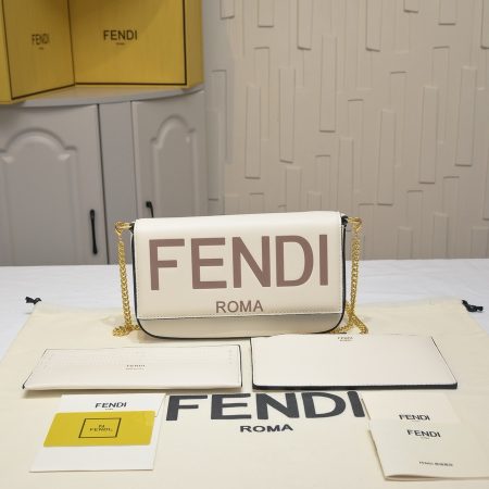 FENDI Pochette 3 IN 1 Bag - Image 2