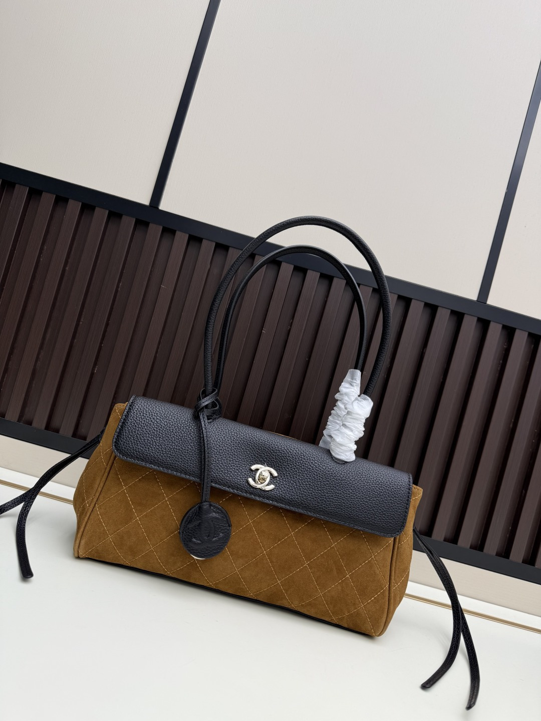 Chanel Togo Cowhide Tote Bag - Image 2
