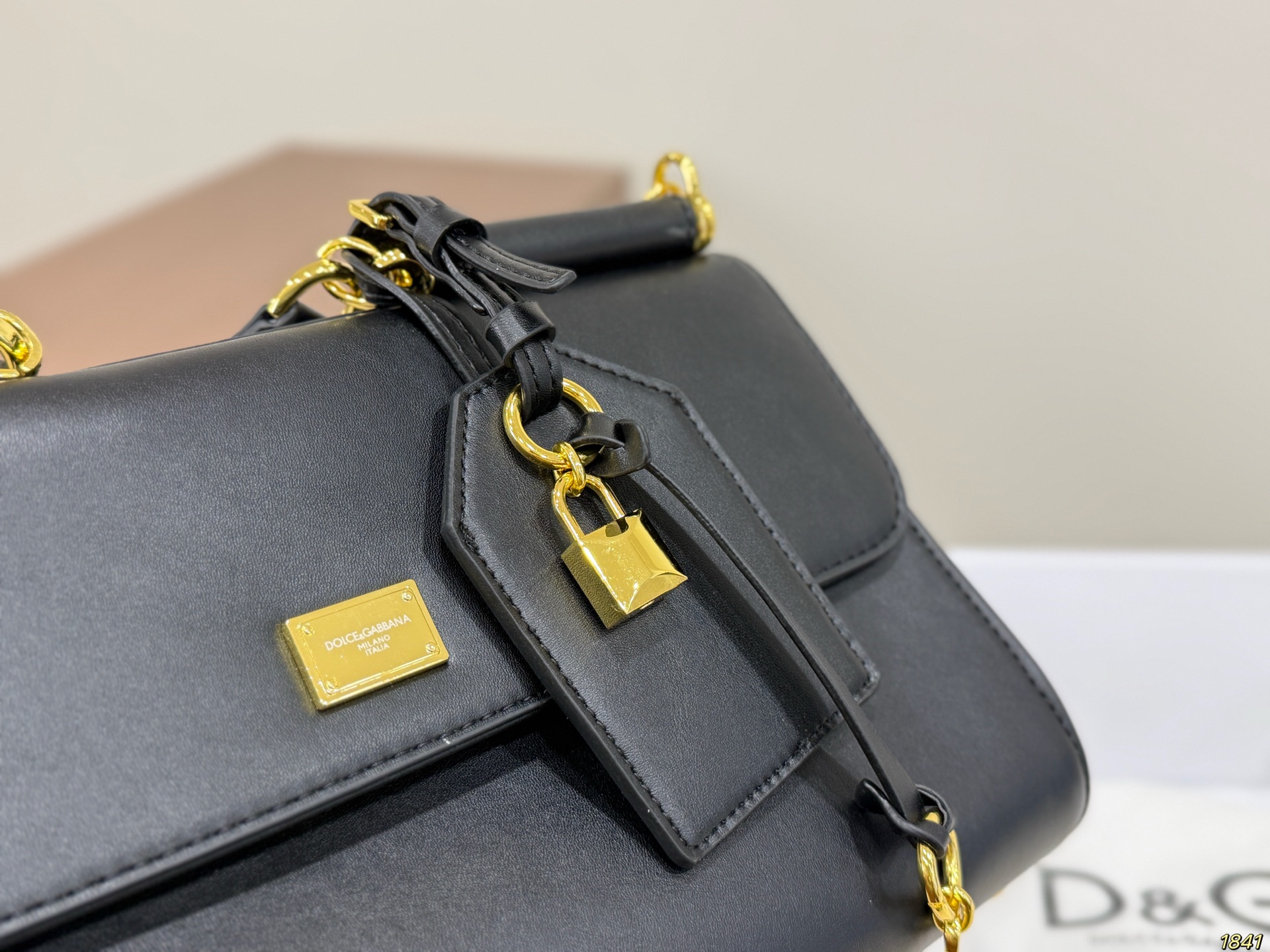 Dolce&Gabbana Large Sicily Handbag - Image 8