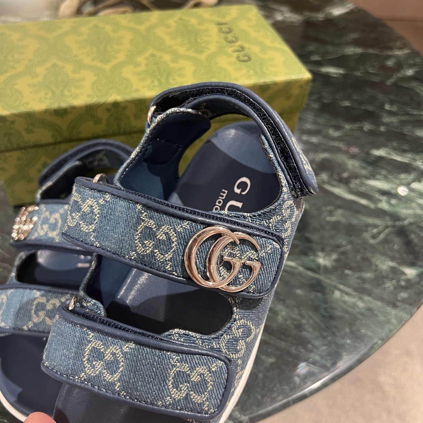 Gucci Children's Sandals - Image 7