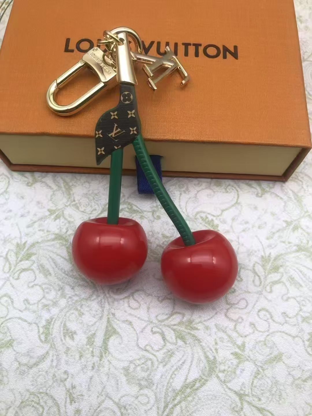 LV Bagchain Keychain - Image 2