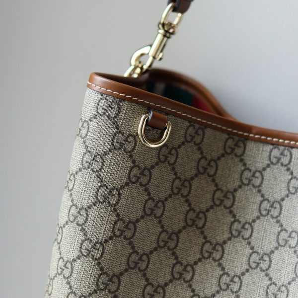 GG Emblem Medium Bucket Bag Top Quality