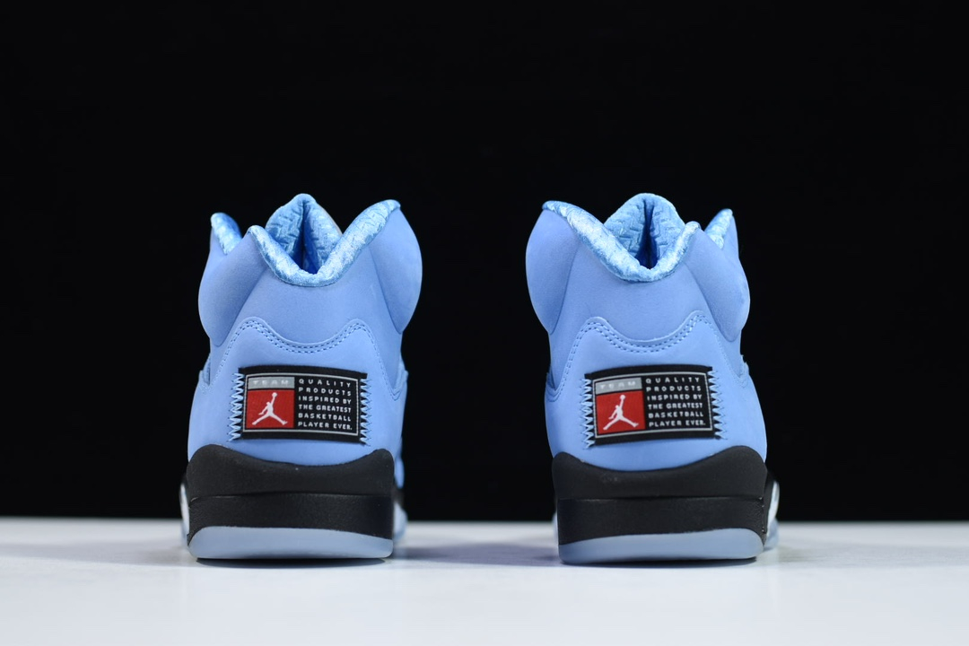 Jordan 5 Retro UNC University Blue DV1310-401 - Image 9