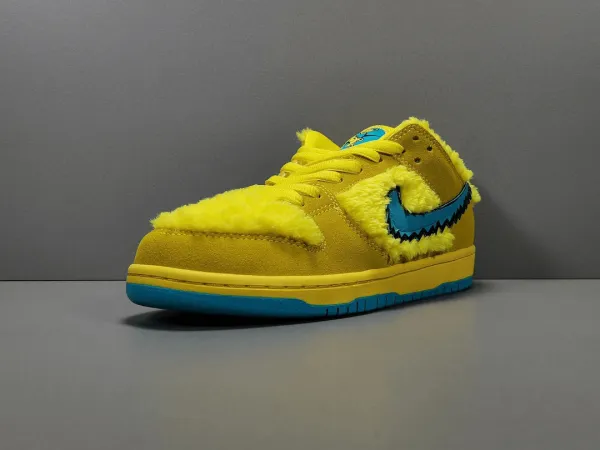 Grateful Dead x SB Dunk Low Pro “ Opti Yellow"