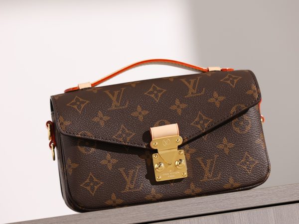 LV Micro Metis Bag