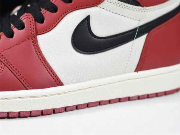 Jordan 1 Retro High OG Chicago Lost and Found DZ5485-612