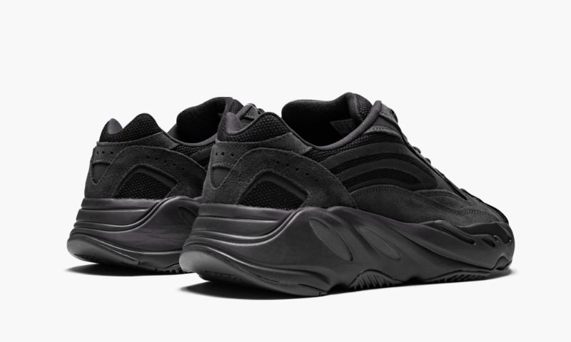 Yeezys Boost 700 V2 “ Vanta" - Image 3