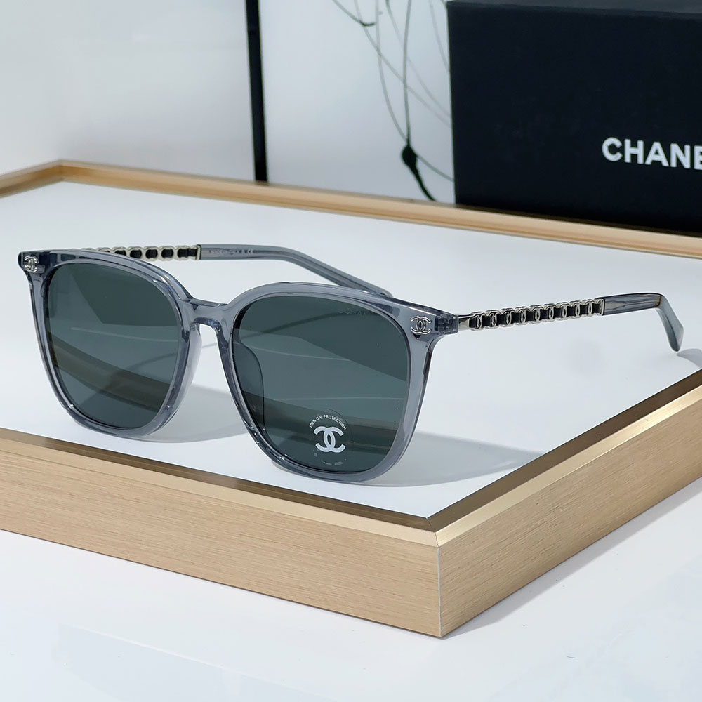 Chanel  Mirror leg Hollowed out Logo Sunglasses Top quality - Image 3
