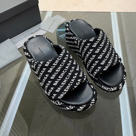 Balenciaga  Chunky Heel Sandals Slide Sandal - Image 7
