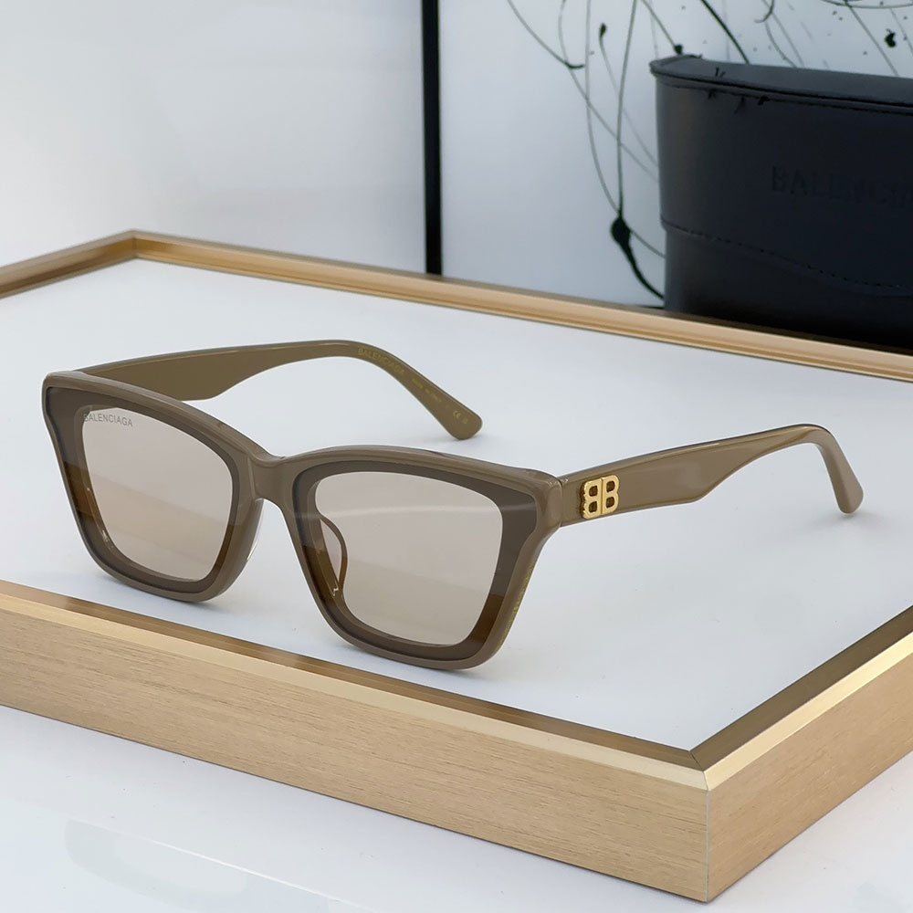 Balenciaga Leg mark  sunglasses Top quality - Image 2