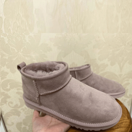 UGG Women'sClassic Ultra Mini Boot - Image 3