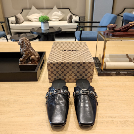 Balenciaga  Cagole  Leather Sandals Slide Sandal - Image 8
