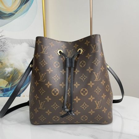 LV NéoNoé MM Monogram Bag - Image 3