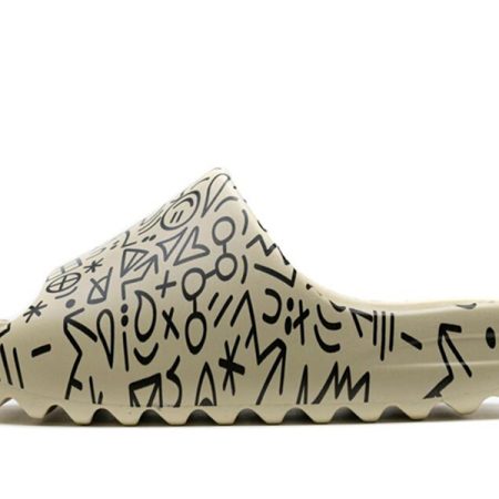 Yeezy Slide Graffiti FW6345-1 - Image 2