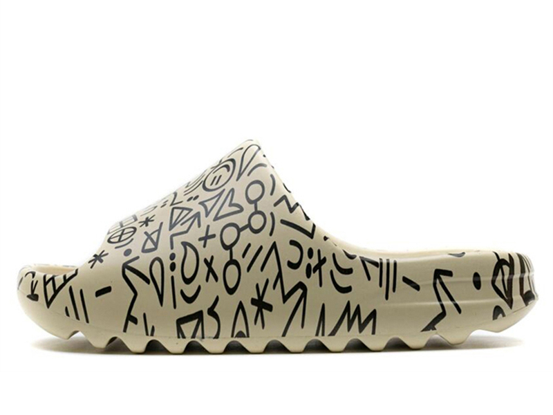 Yeezy Slide Graffiti FW6345-1 - Image 2