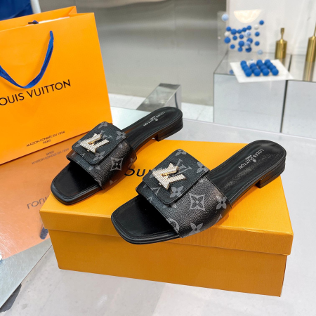 LV Comfortable Leather Flip-fFops  Slide Sandal - Image 3