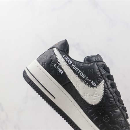 LV x Nike Air Force 1'07 LV8 Low Black/white/LV Monogram - Image 3