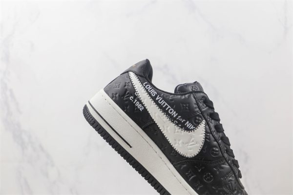 LV x Nike Air Force 1'07 LV8 Low Black/white/LV Monogram