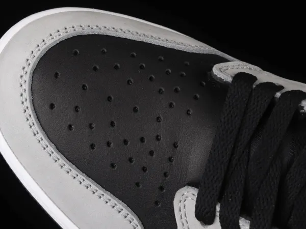 Jordan1 retro high og &ldquo;shadow 2.0"