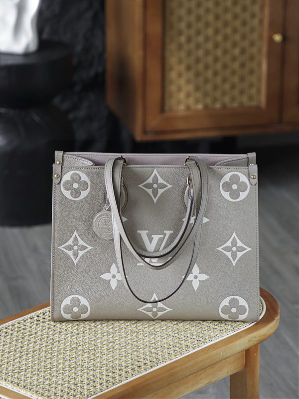 LV OnTheGo MM Bicolor Monogram Empreinte Bag - Top Quality
