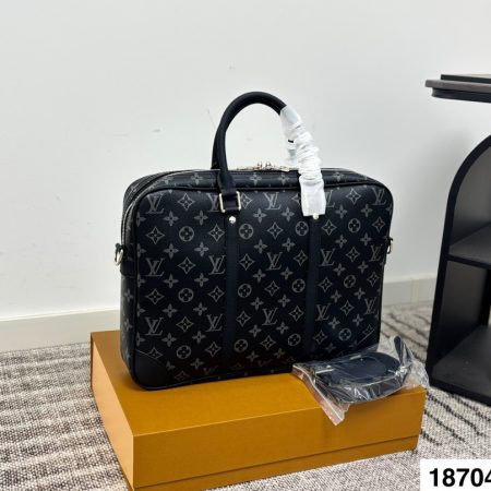 LV Briefcase Men's Shopping Bag - Image 2
