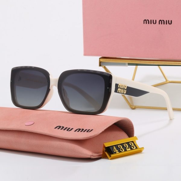 Miu Miu Fashionable Sunglasses