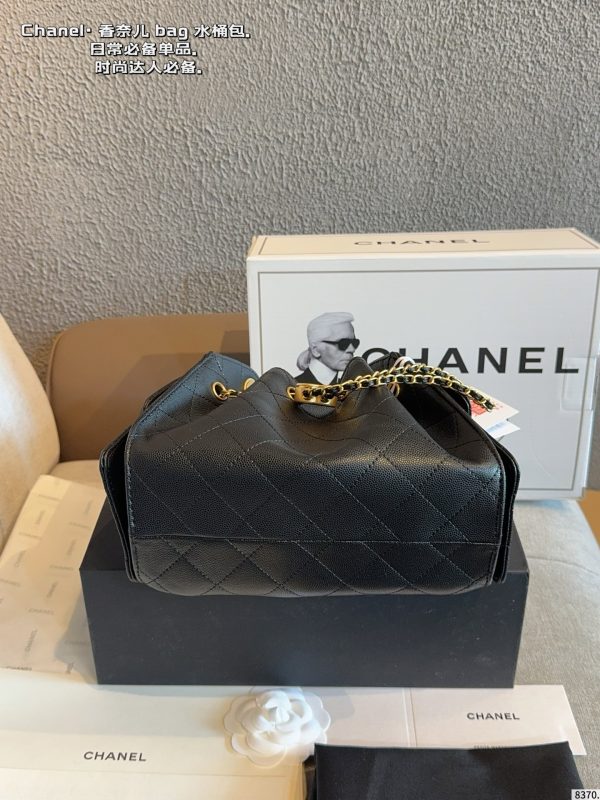 Chanel 25 Hobo Bag