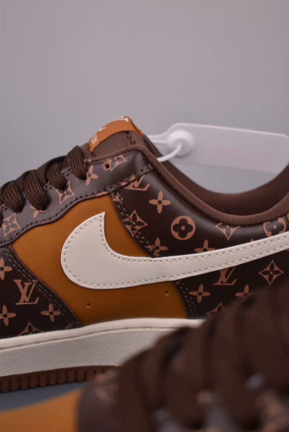 LV X NIke Air Force 1 XL1979-104 - Image 6