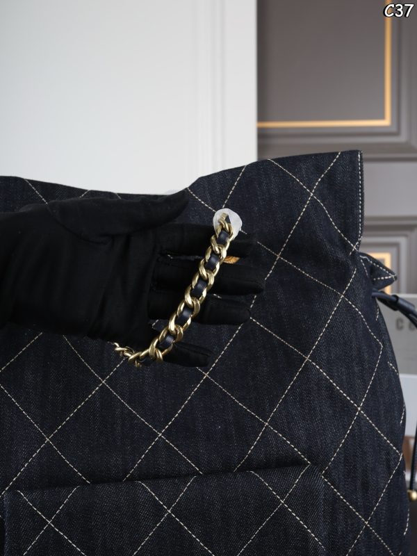 Chanel 25C Denim Bag