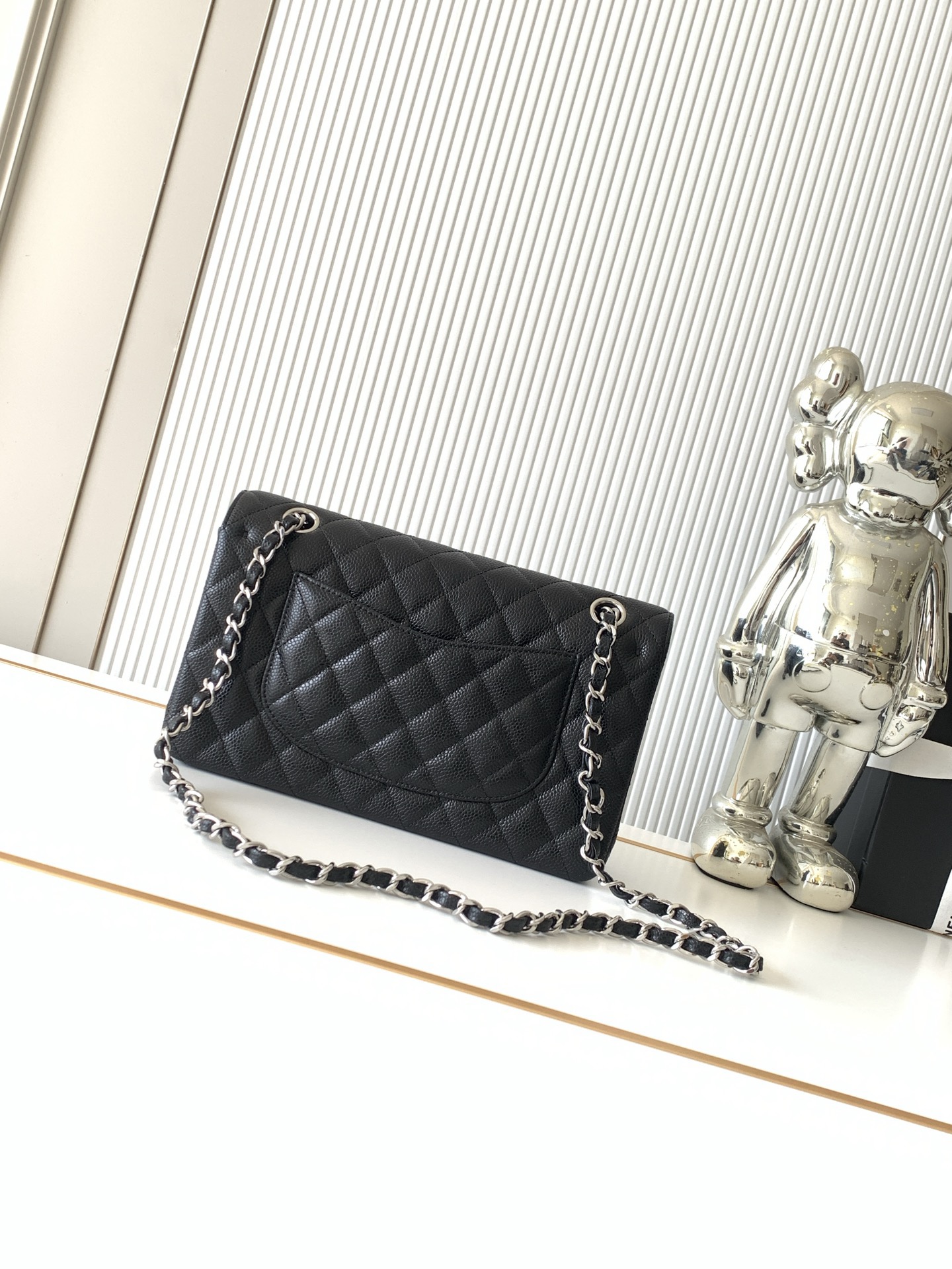 Chanel Black Calfskin Medium Classic Double Flap Shoulder Bag -Top Quality - Image 3