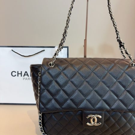 CHANEL Flap Caviar Chain Around Shoulder Bag - Image 3