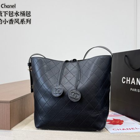 Chanel Tote, Crossbody, and Bucket Bags - Image 2