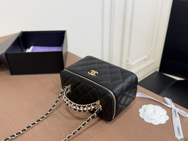 Chanel's New Handle-Style Makeup Case