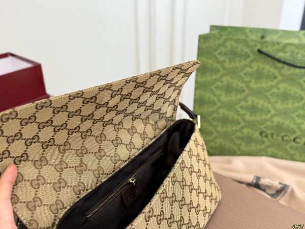 Gucci Underarm Bag