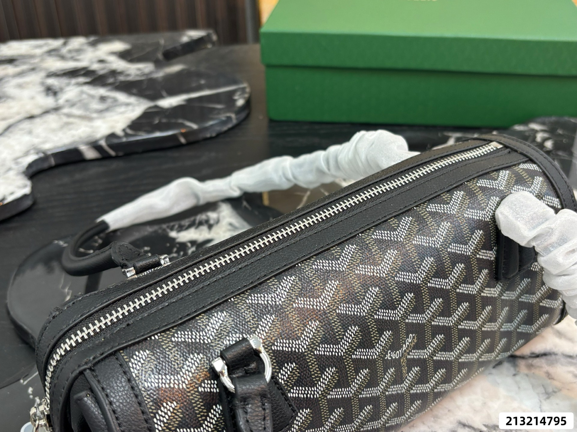 Goyard Bonbonnière Baguette Bag - Image 15