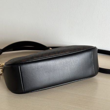 Coach Teri Shoulder Bag - Image 6
